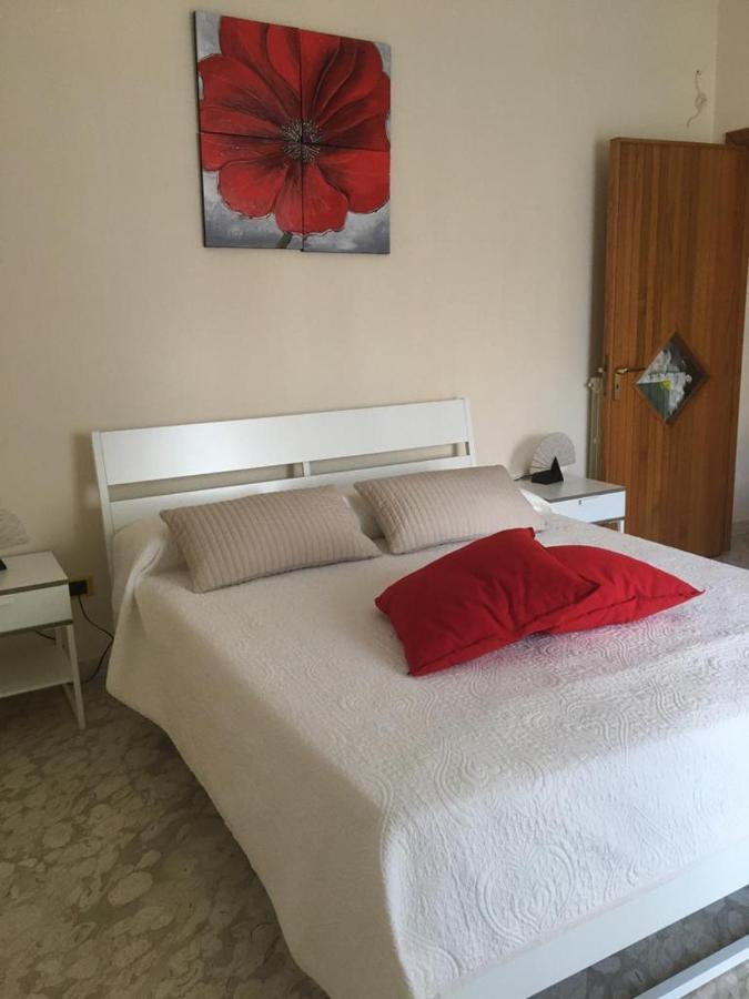 Paestum Rosae Bed & Breakfast Eksteriør bilde